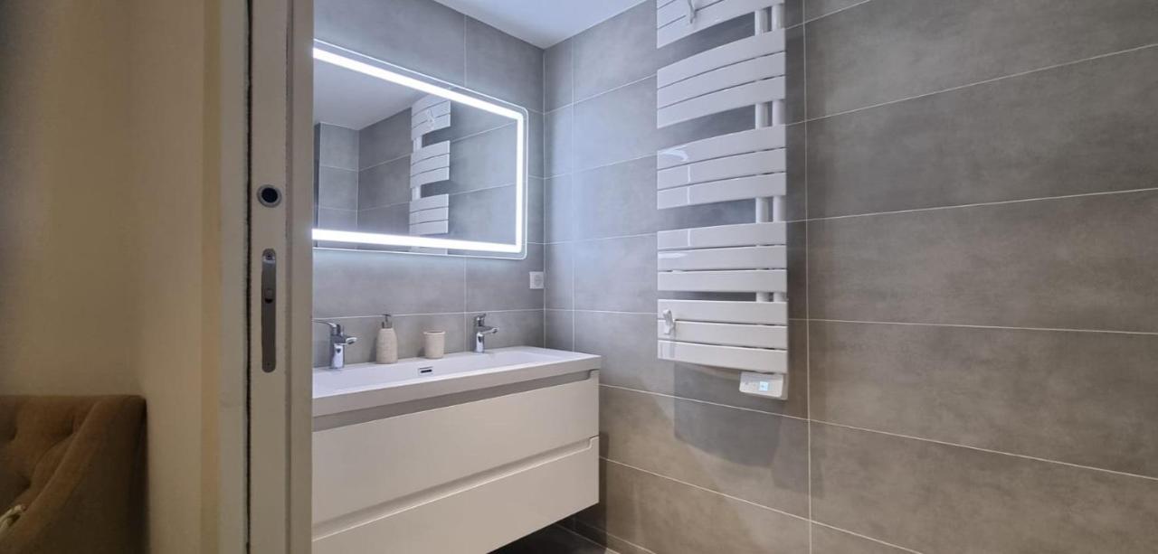 De Luxe Village Vue Avec Piscine Apartment Eze